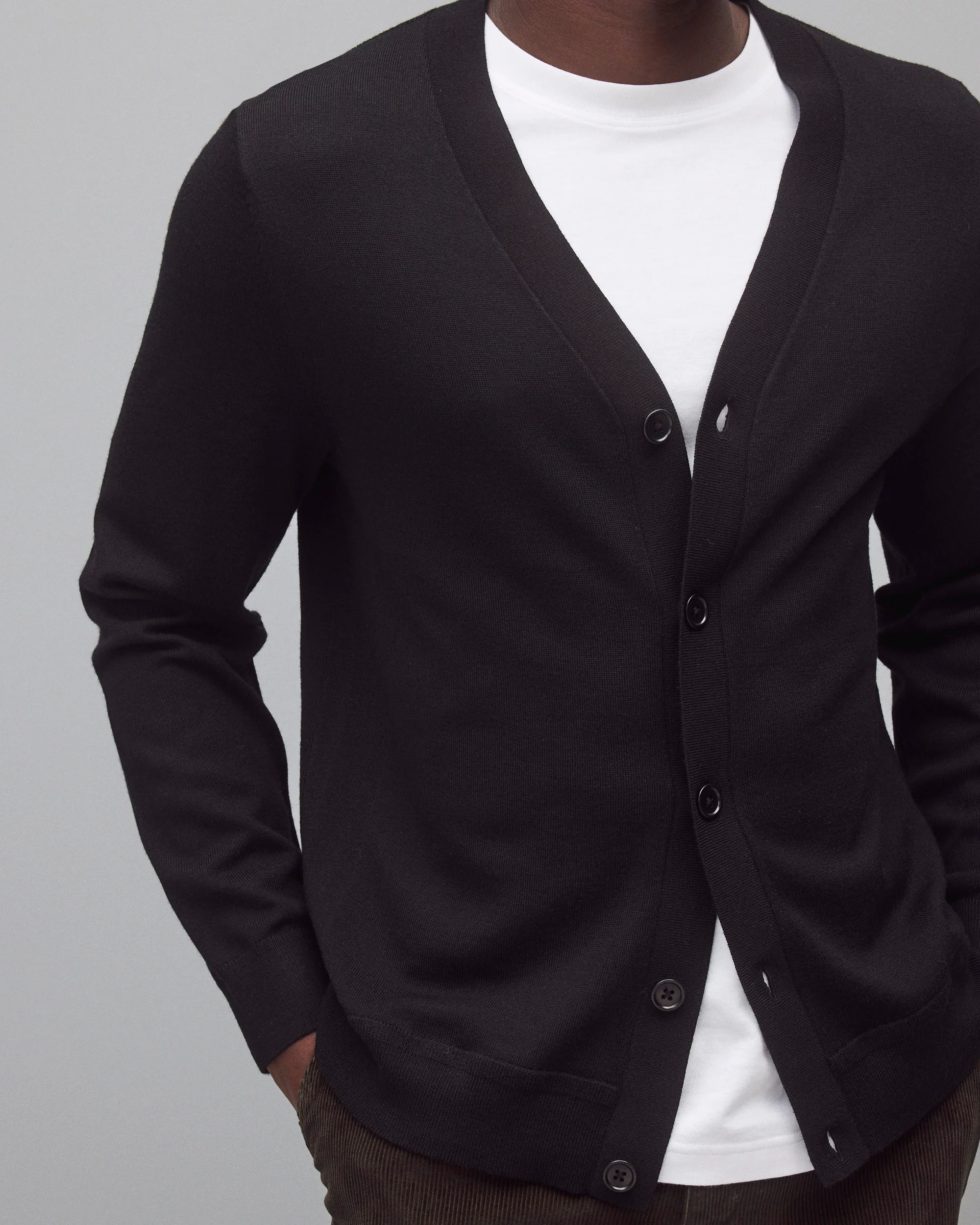 Lightweight Merino Harry Cardigan - Image 6