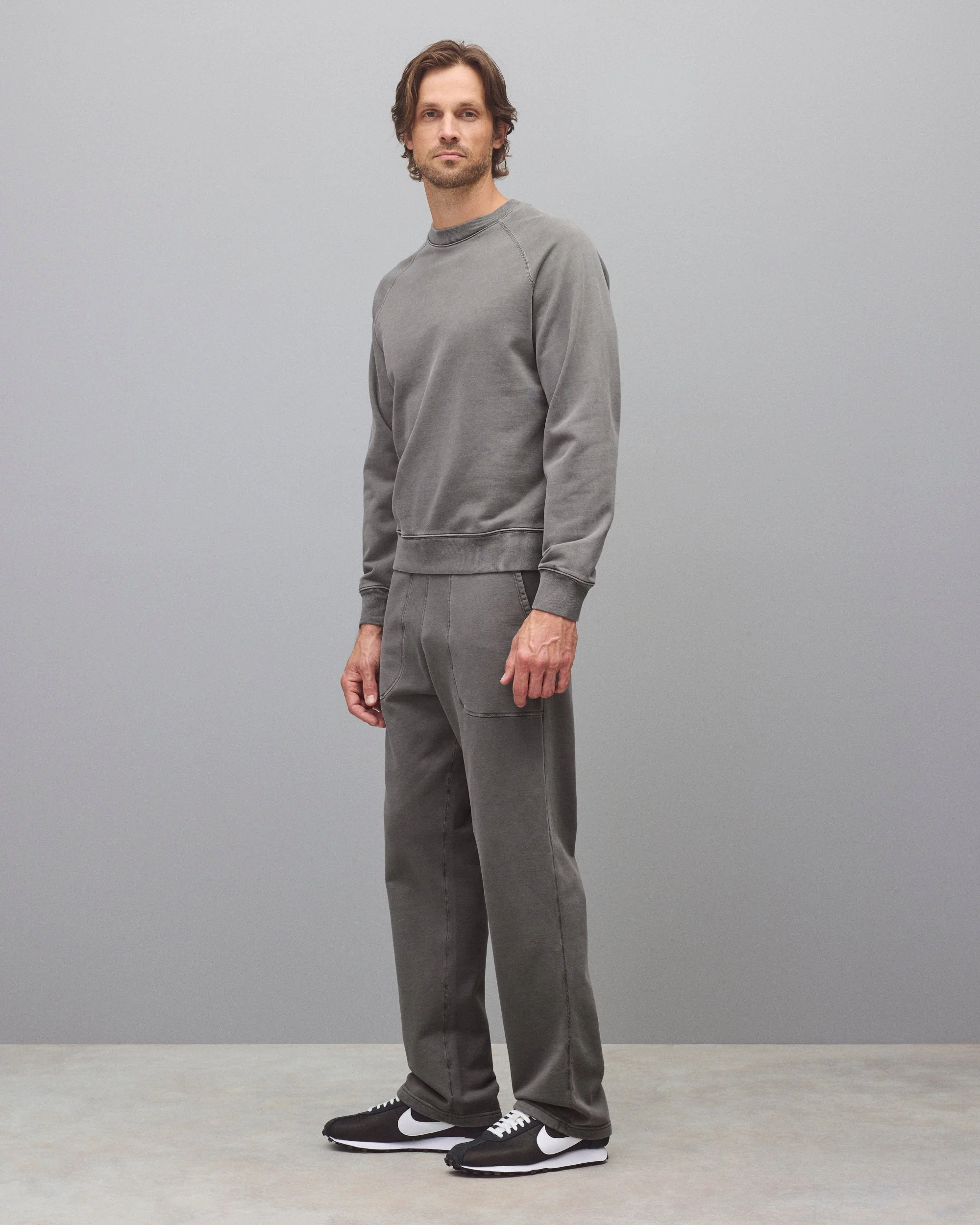 Midweight Terry Fadeaway Standard Sweatpant - Image 4