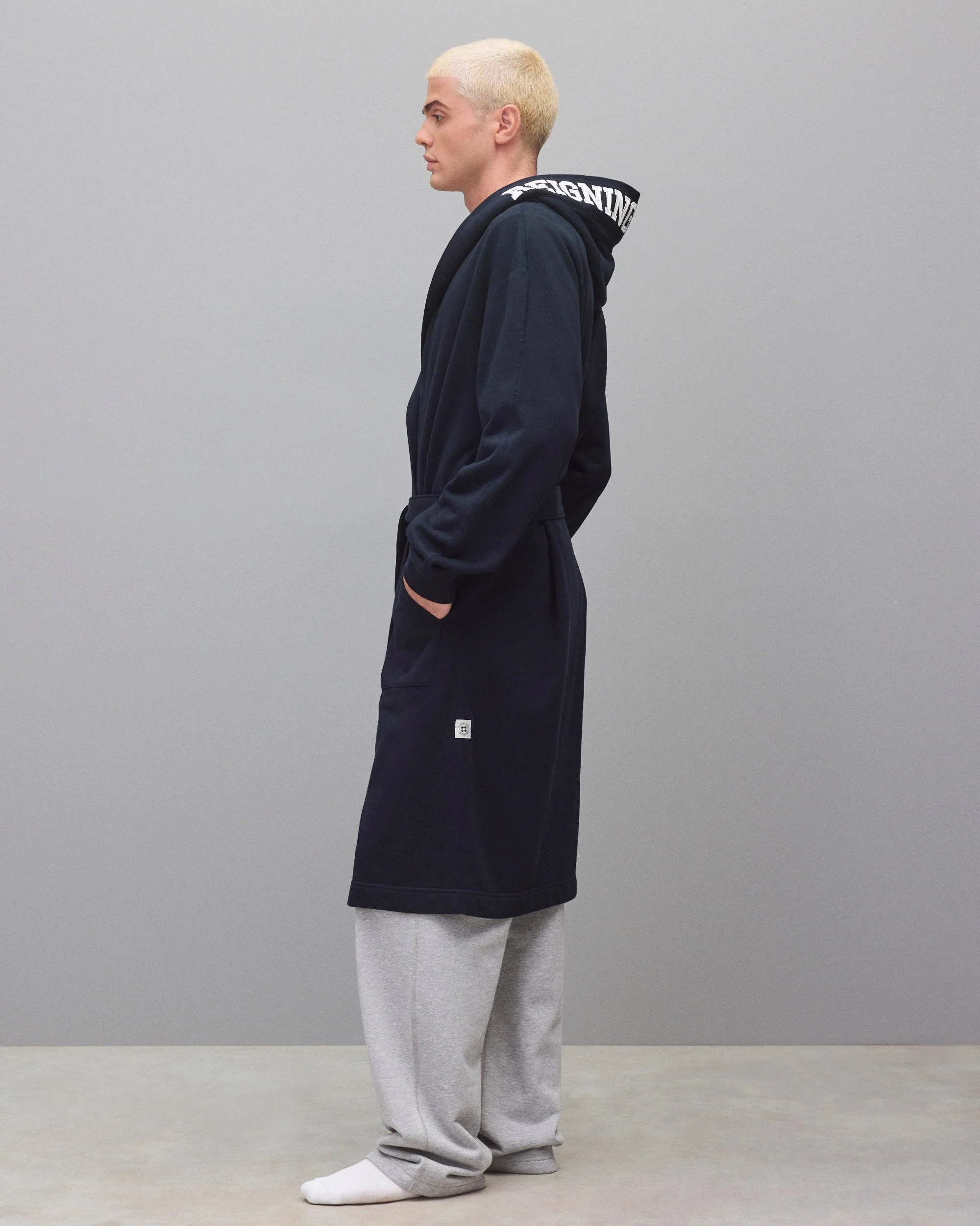 Midweight Terry Logo Relaxed Hooded Robe - Image 3