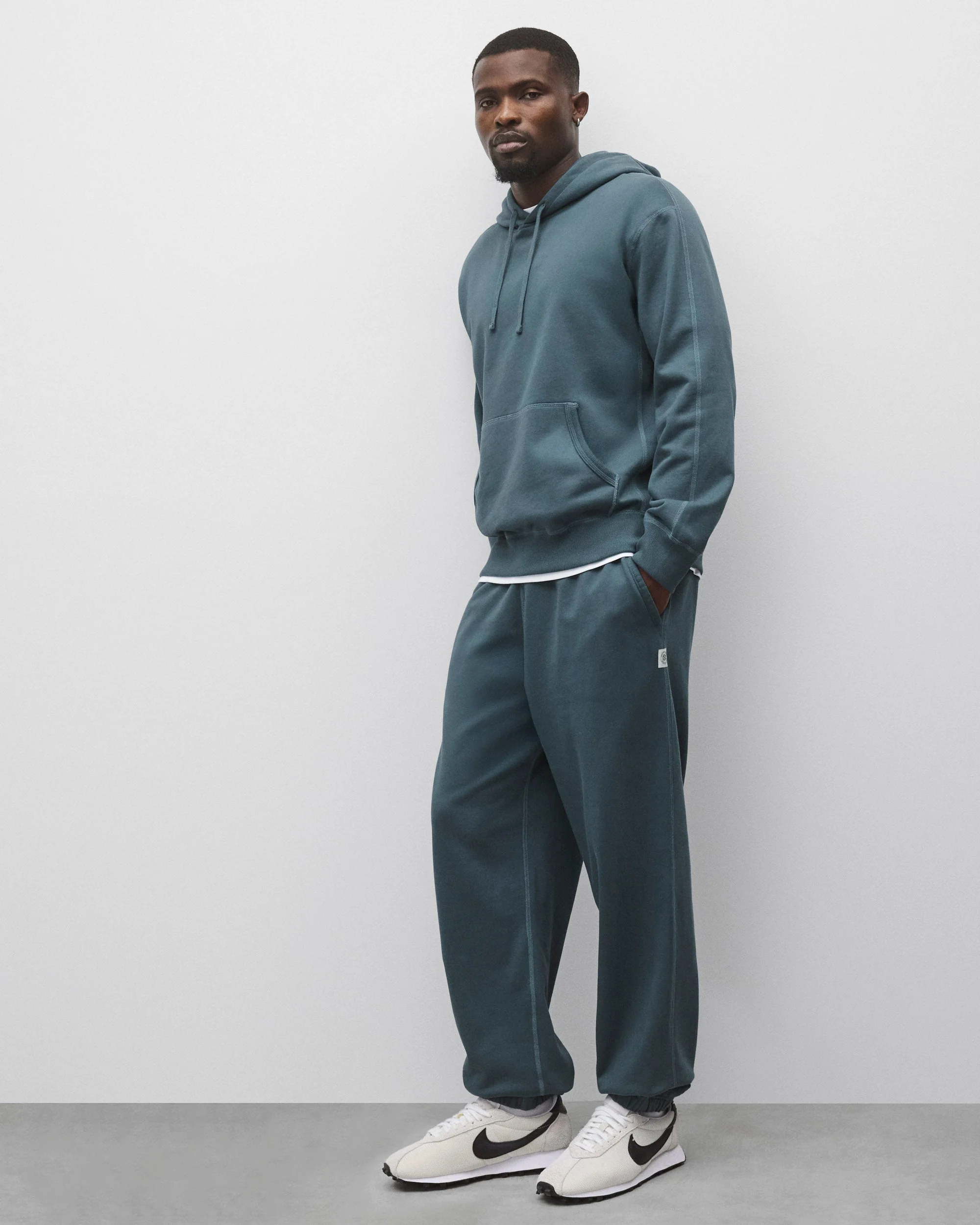 Midweight Terry Cuffed Relaxed Sweatpant - Image 6