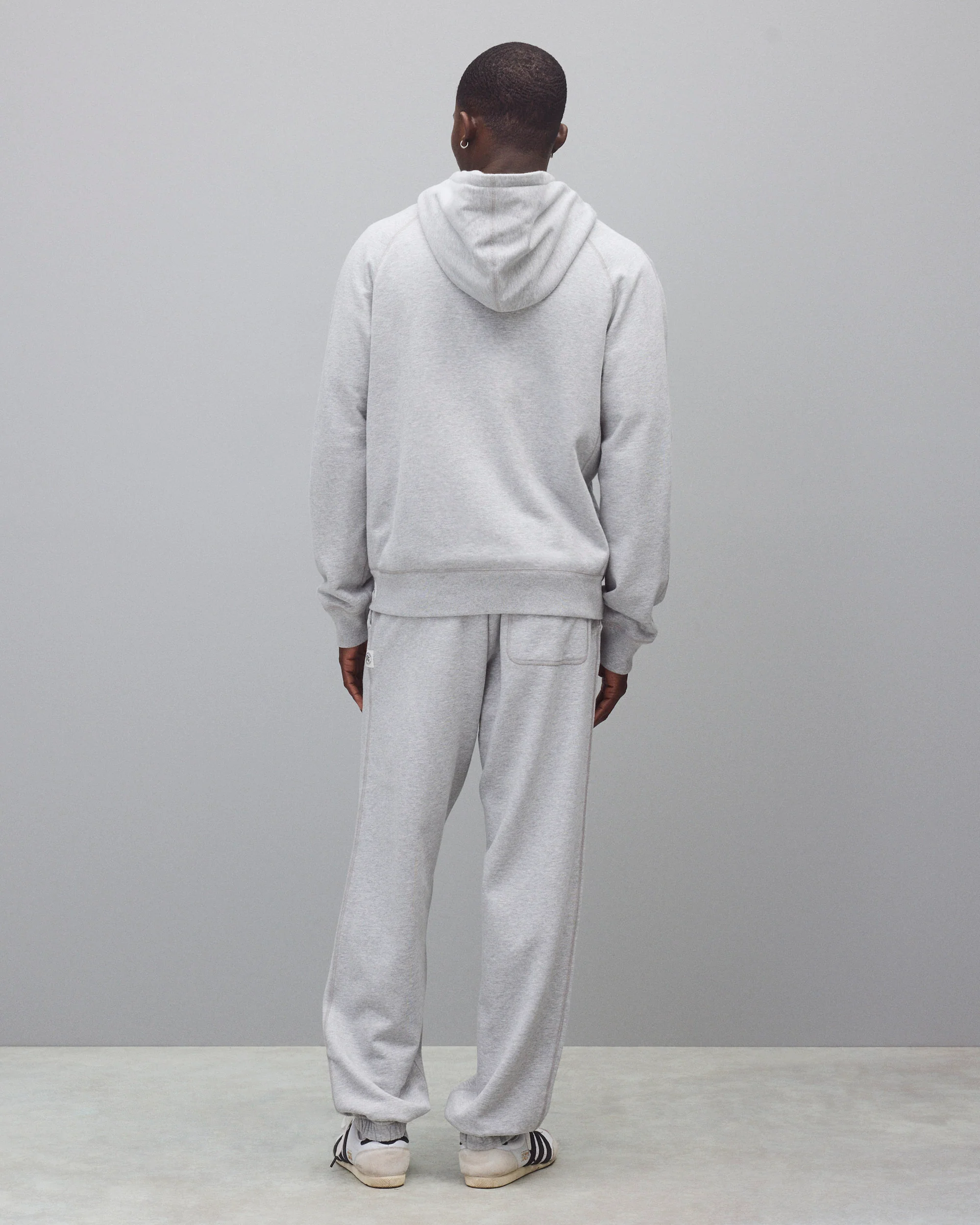 Midweight Terry Relaxed Cuffed Sweatpant - Image 5