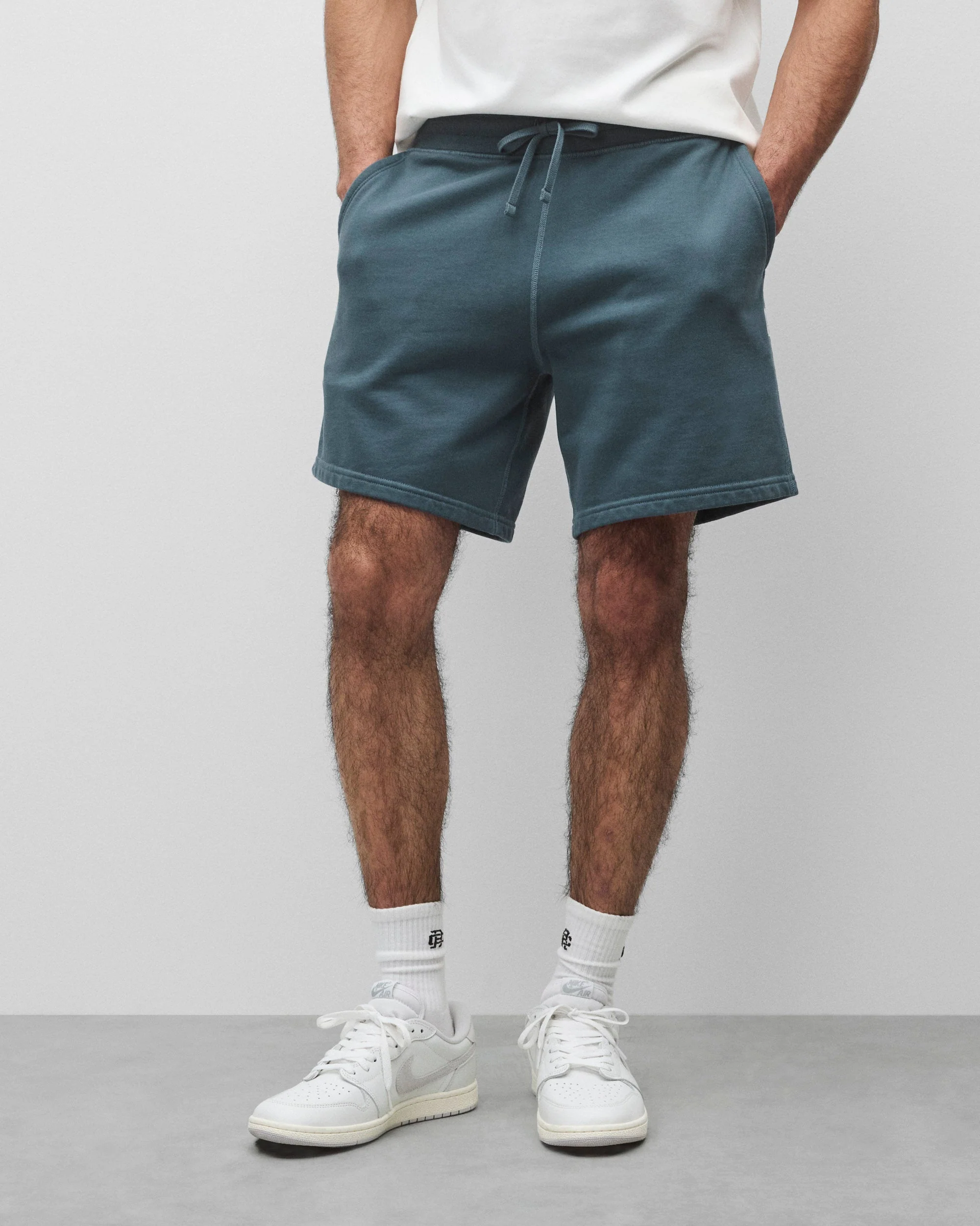 Midweight Terry Standard Sweatshort 7" - Image 3